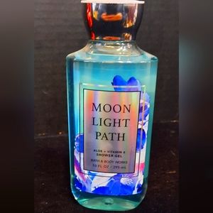BATH AND BODY WORKS "Moonlight Path" SHOWER GEL
